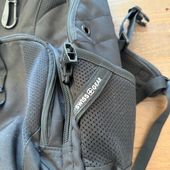 Swiss Gear Black Multi-Compartment Backpack - Picture 5 of 5